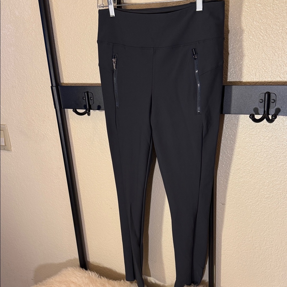 Athleta Black Women's Leggings with Zippered Pockets
